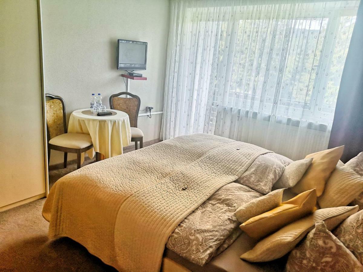 Hotel Pension Waldbaude Warmensteinach Bagian luar foto